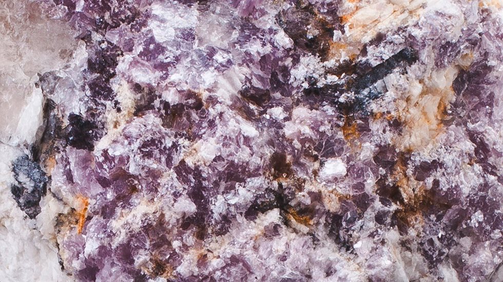 mineral de litio