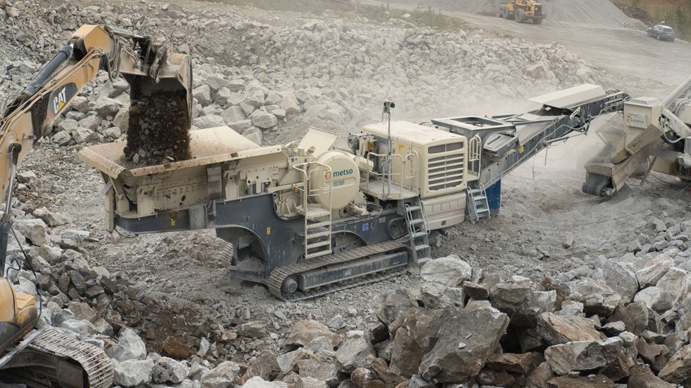 Lokotrack equipment at site. 