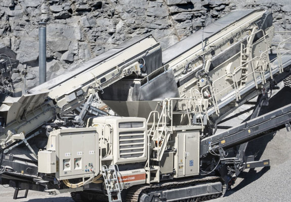 Lokotrack® LT330D™ mobile cone crusher