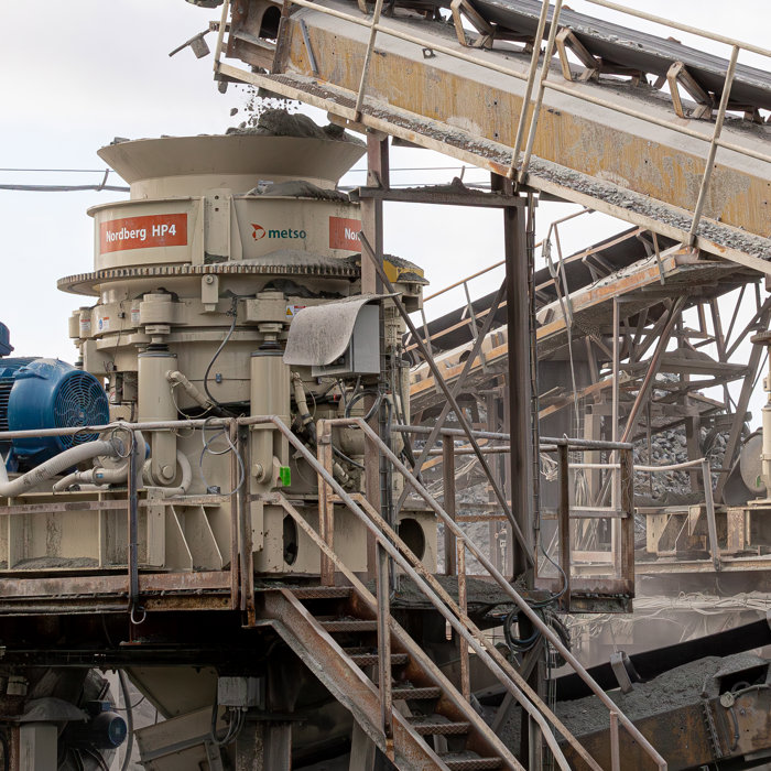 Cone crushing technology - High energy efficiency and capacity