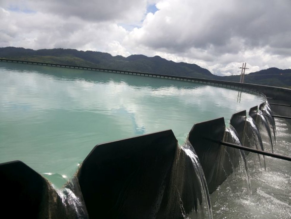 Overflow of Outotec clarifier.