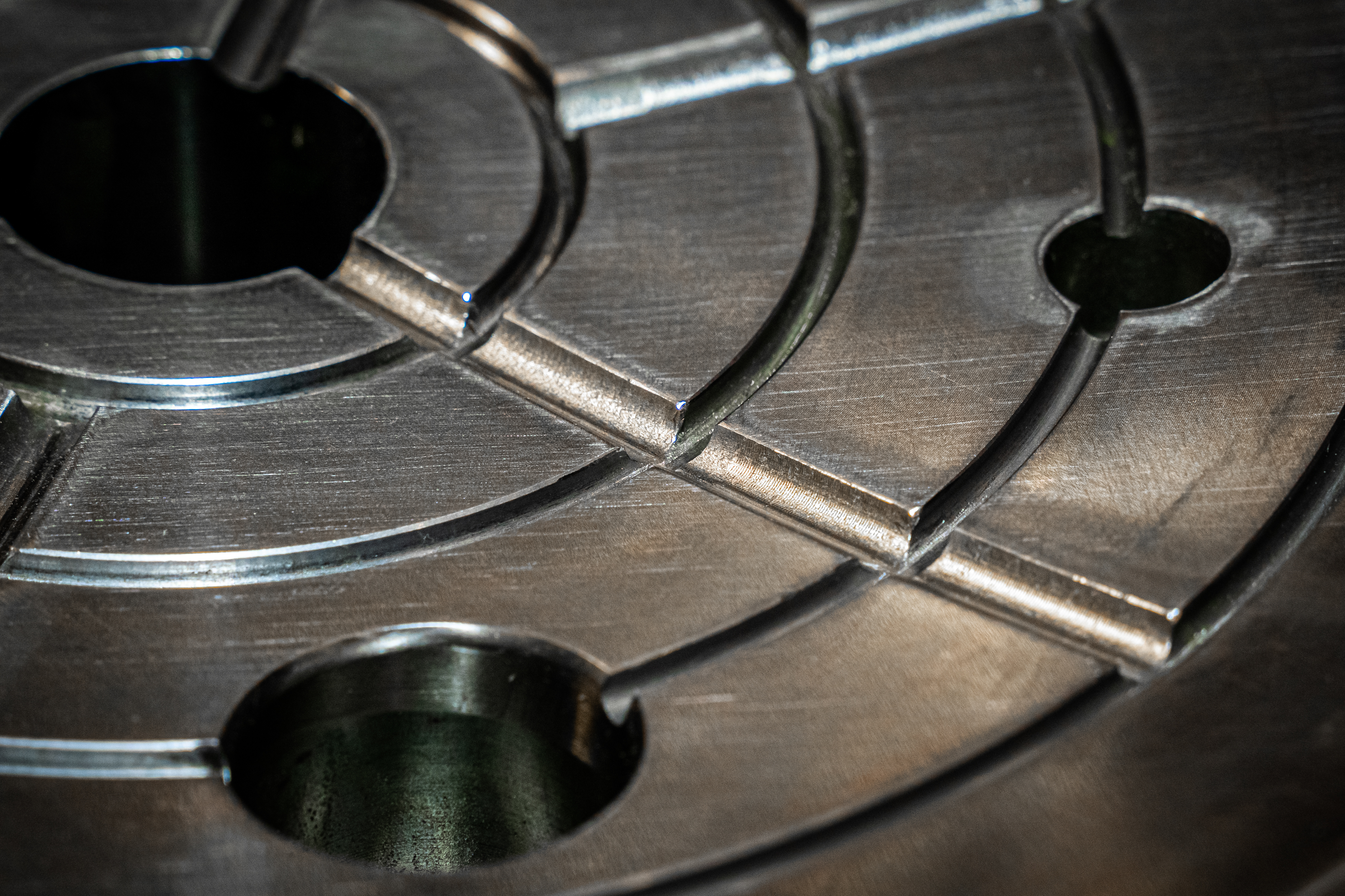 パーツ mooo Crusher spare parts - Metso