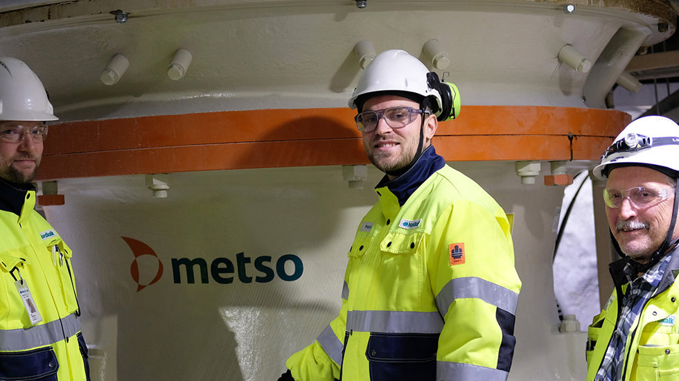 Metson toiseksi suurimman GP-sarjan välimurskaimen läpi kulkee kaivoksella vuosittain runsaan miljoonan tonnin syötemäärät.