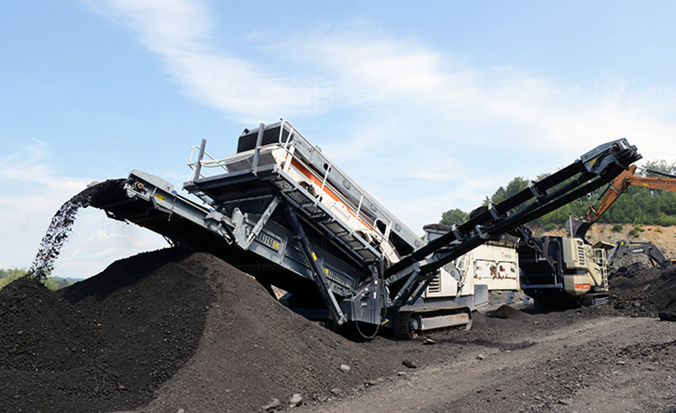 Metso's ST3.5 mobile screen at Bierbrauer site