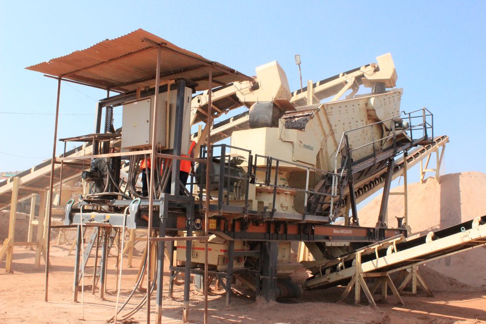 Metso mobile plant at Gayatri Projects site