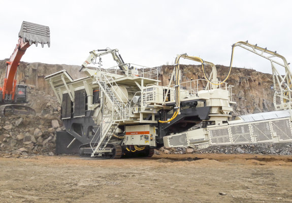 Planta móvil de chancado de mandíbula Lokotrack® LT150E™