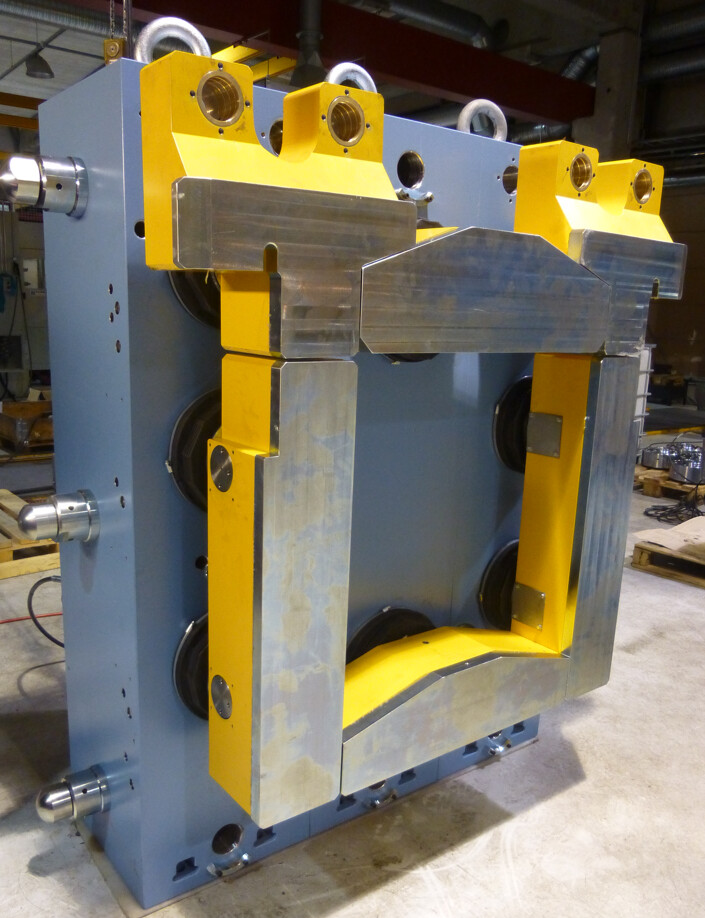 anode-press-block-refurbishment