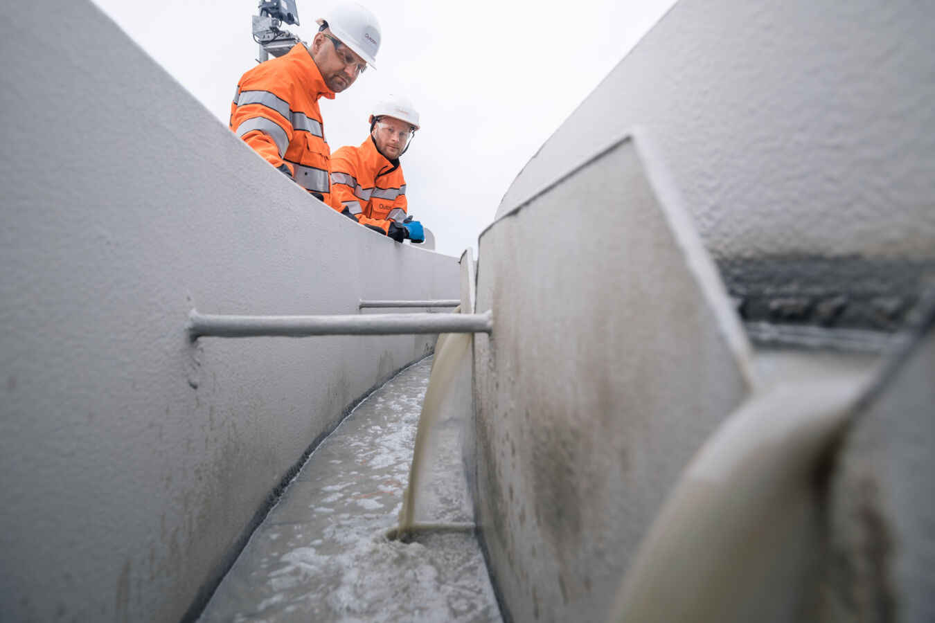 “Not only are we very pleased with the thickeners’ performance, but Outotec’s services and trusted approach proved very beneficial” Neil Niemand, Senior Shutdown Planner at KCGM.