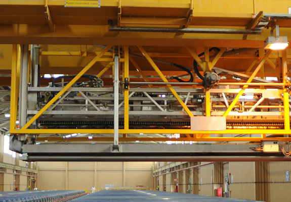 Tankhouse cranes