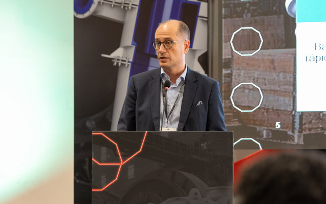 Evento sobre soluciones de bombeo, liderado por Saso Kitanoski, Presidente Global de Consumibles de Metso