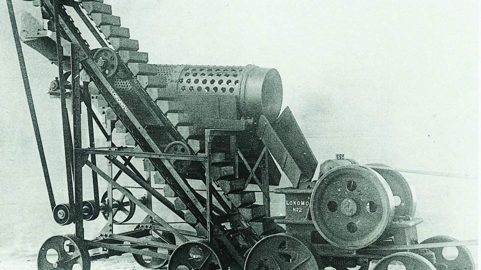 Image of historical crusher (1921)