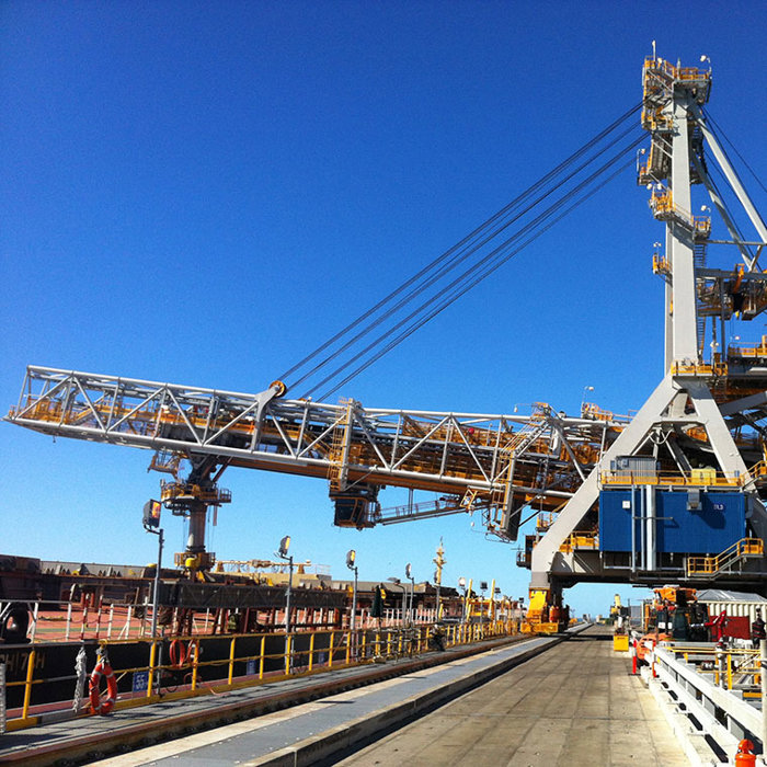 Ship loaders