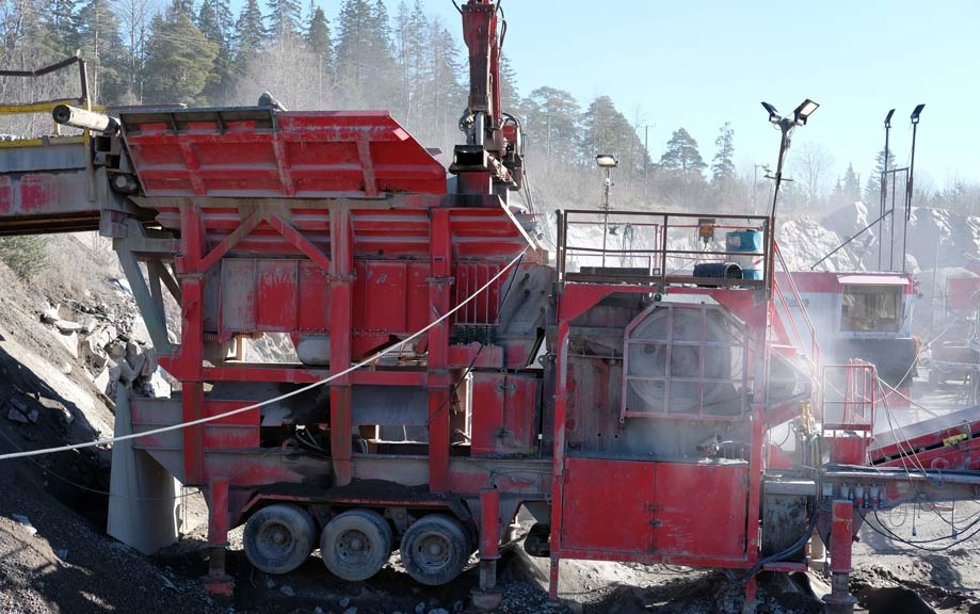 Esimurskaus tehdään Inkoon laitoksella C125-leualla, joka on palvellut luotettavasti jo 1980-luvun alkupuolelta saakka.
