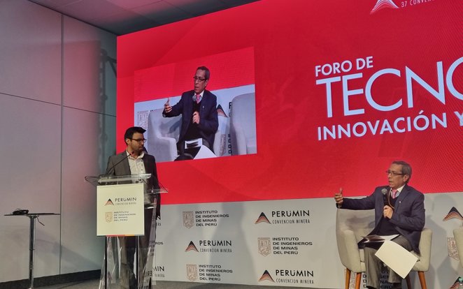 Guillermo Bermúdez, Director Product Technical Support en Metso, presentó la ponencia “Evaluación del desempeño de procesos como herramienta para modernización de espesadores”