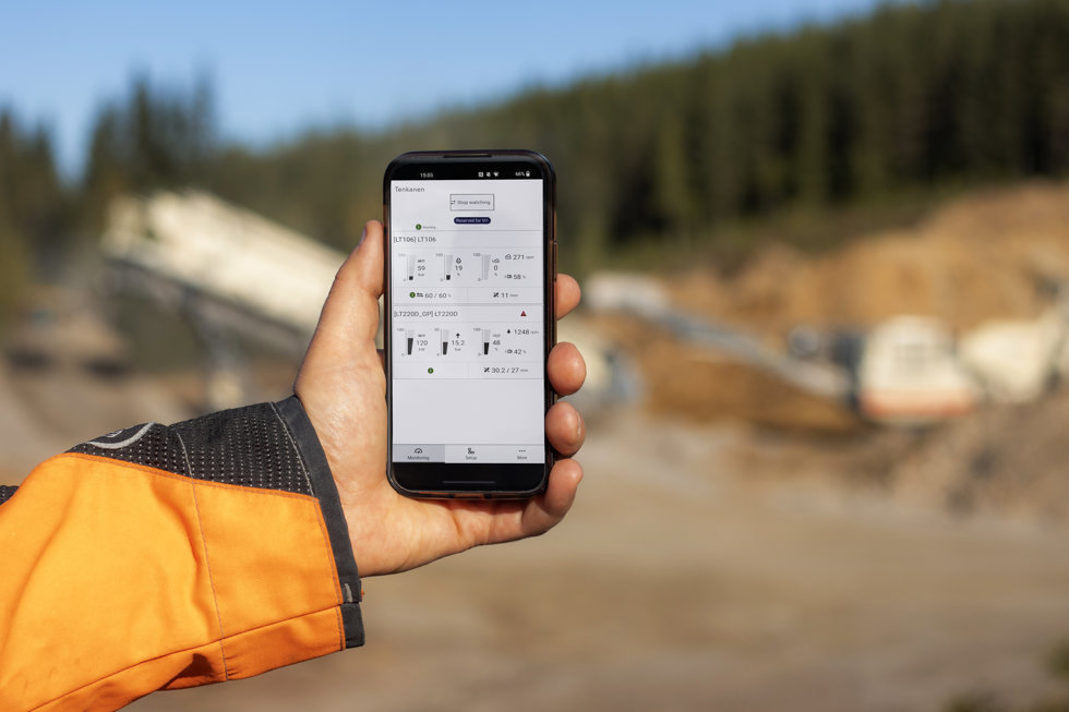 Remote IC mobile phone