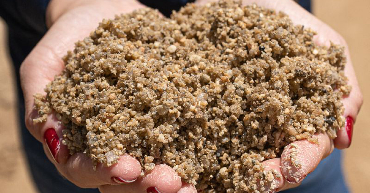 Sable fabriqué: une solution à la pénurie mondiale de sable ?