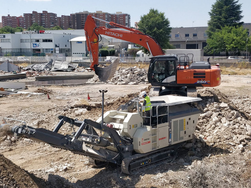 Nordtrack J90 mobile jaw crusher