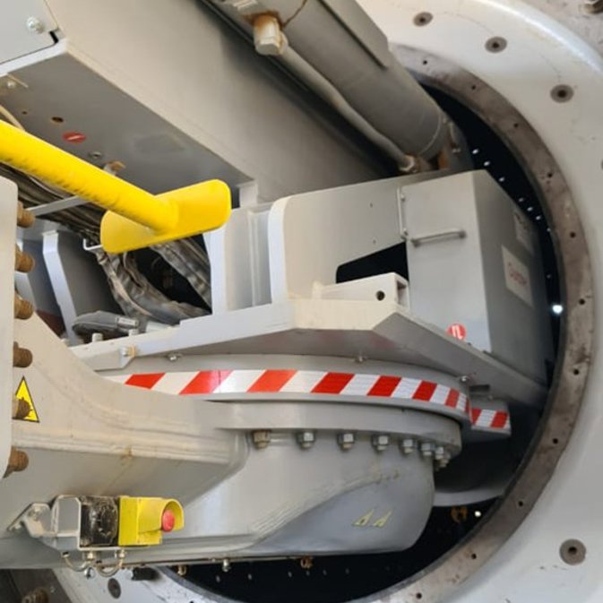 Two-piece trunnion liner for ball mill.