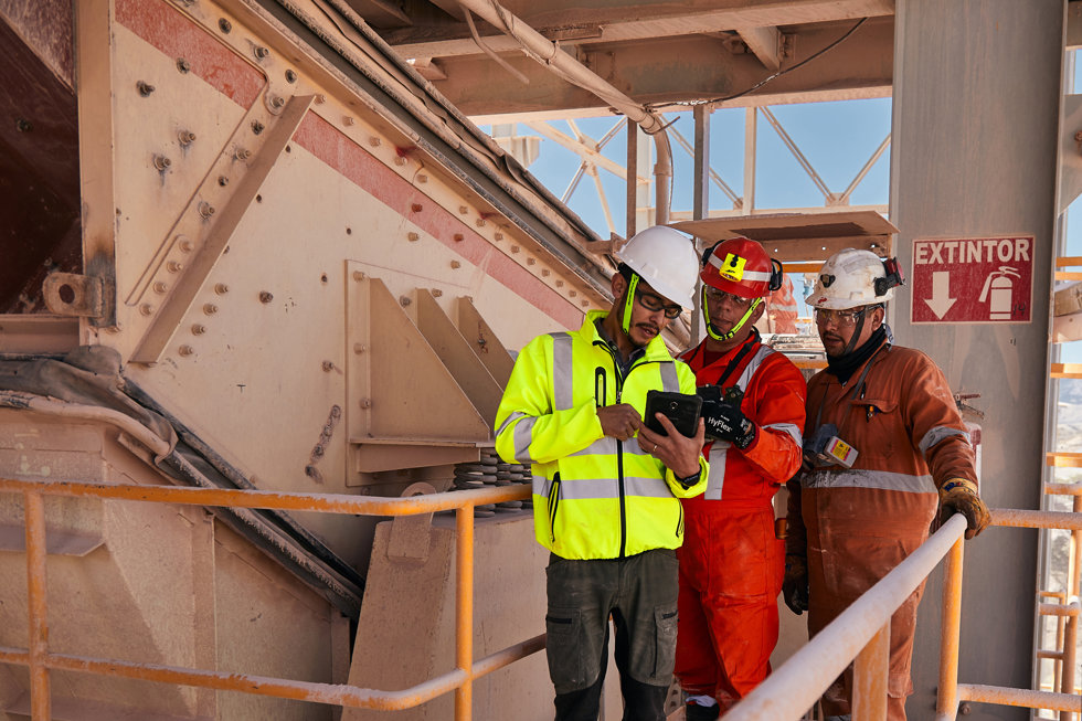 Experts at the site
