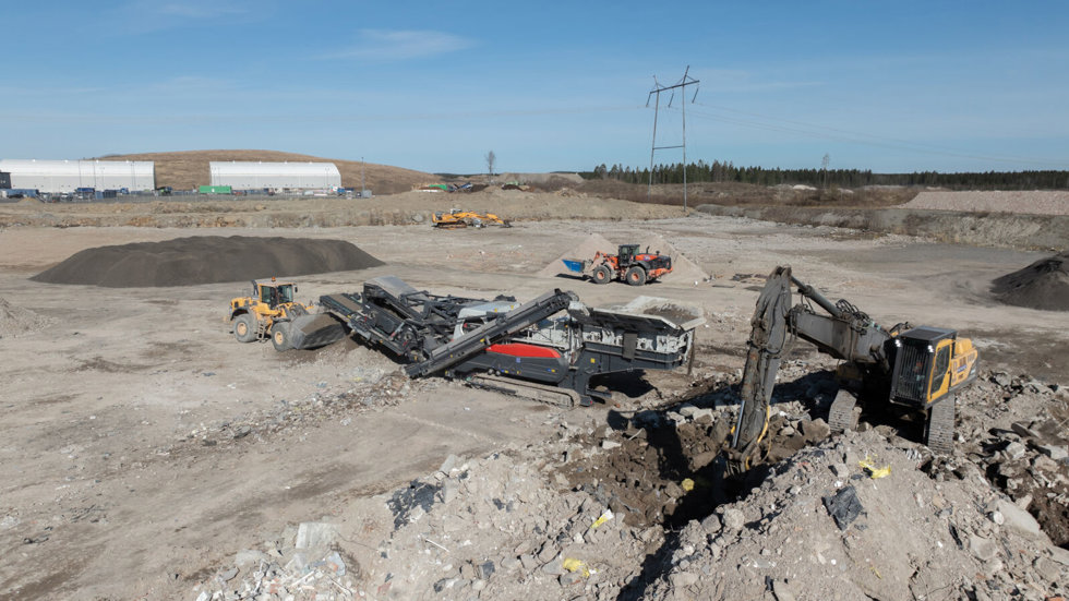 Concrete rubble and reclaimed asphalt processed at the Mevaset recycling site in Tampere