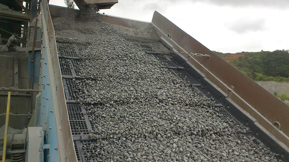 Screening media at the Santa Isabel Quarry