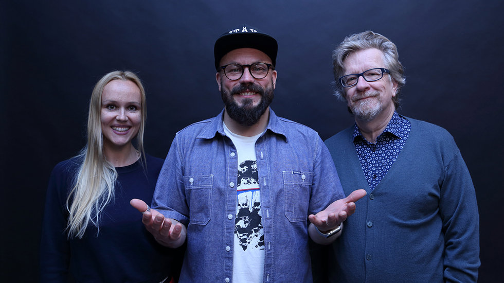 Studio Planet podcast host Riku Rantala with guest speakers.