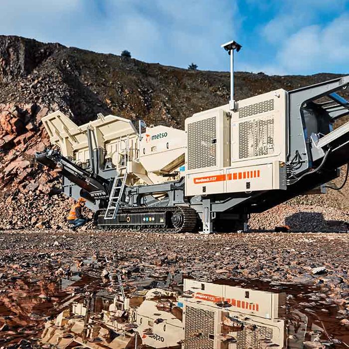 Nordtrack™ range of mobile crushing equipment is ideal solution for contracting jobs. 