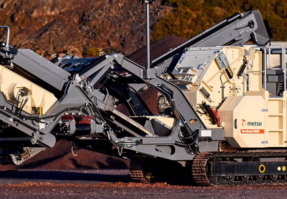 Nordtrack™ I908S mobile HSI crusher.