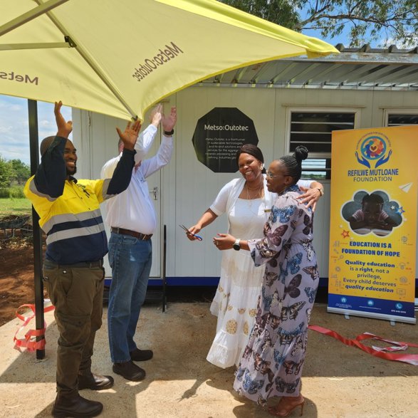 Building a classroom for a secondary school